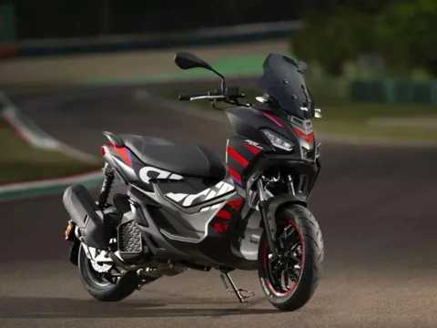 Xe tay ga Aprilia SR GT Replica 2023 chính thức trình làng