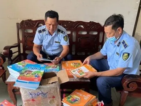 Kiên Giang: Phát hiện hơn 250 quyển sách học sinh giả mạo nhãn hiệu