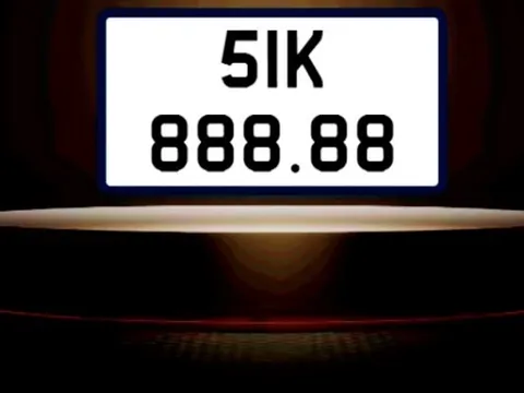 Người trúng đấu giá hơn 32 tỉ đồng cho biển số xe 51K-888.88 vẫn "bặt vô âm tín"