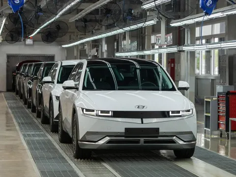 Xe điện Trung Quốc bỗng 'lép vế' tại một quốc gia: Hyundai Ioniq bán chạy hơn Wuling dù có giá đắt gấp ba, là nơi VinFast chuẩn bị xây dựng nhà máy