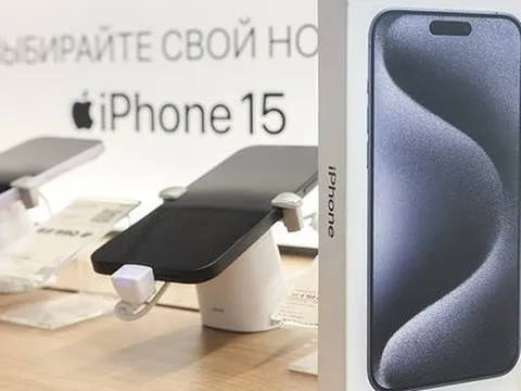 Người Nga có mua được iPhone 15 không và nếu có thì phải "trả giá" ra sao?