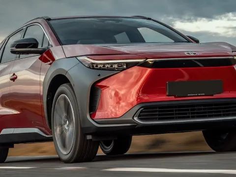 Toyota làm 600.000 xe điện/năm, sở hữu công nghệ được ví là "nụ hôn tử thần" cho xe xăng