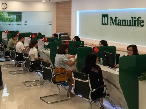 Manulife lãi hơn 1.900 tỷ đồng trong 6T2023, chi gần 10.000 tỷ đồng mua cổ phiếu, tạm lỗ hàng trăm tỷ