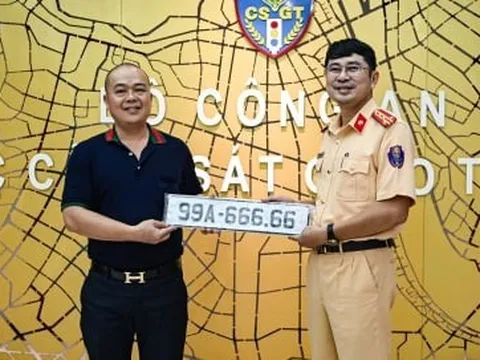 Chủ nhân biển số 99A-666.66: 'Nóc nhà' đồng ý mới dám mạnh tay chốt 4,27 tỷ đồng