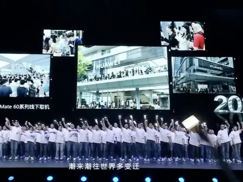 Nhà sản xuất điện thoại Trung Quốc “tăng ca” để bắt kịp nhu cầu: Thực hư lời đồn thất sủng vì iPhone 15 mở bán?