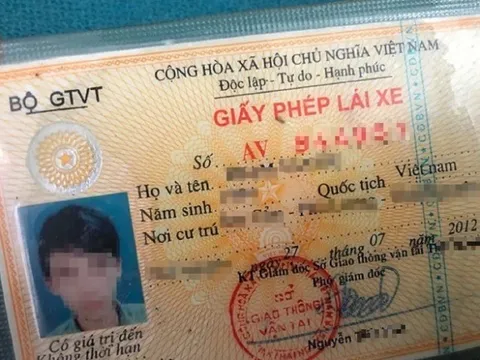 Có lãng phí khi cấp đổi 22 triệu giấy phép lái xe máy?