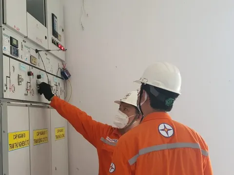 Vì sao tiền điện tháng 9 ở TP HCM tăng vọt?
