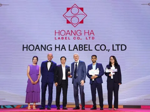 Hoàng Hà Label Co. được vinh danh "Nơi làm việc tốt nhất châu Á"