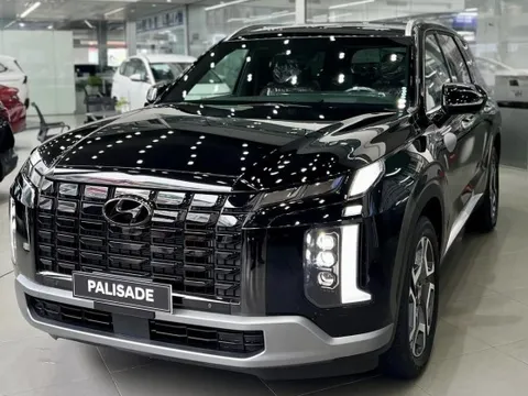 Khách mua Hyundai Palisade 7 chỗ phải chờ đến đầu năm sau, hết hưởng ưu đãi gần 100 triệu