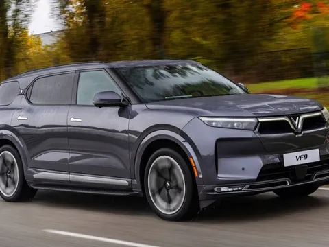 Thống kê 'lạ': VinFast VF 9 được tìm nhiều nhất ở 12 nước, Lexus RZ gây bất ngờ ở Việt Nam