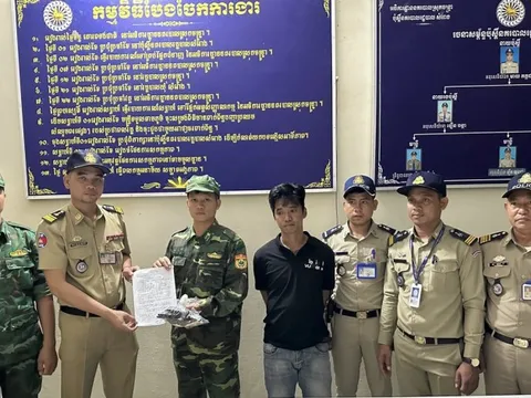 Kẻ gây rối ở TP HCM bị bắt tại một quán cà phê ở Campuchia