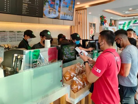 Cùng Phúc Long “bứt phá giới hạn” không tiền mặt