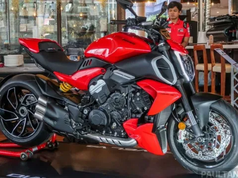 Cận cảnh Ducati Diavel V4 2024 giá từ 920 triệu đồng