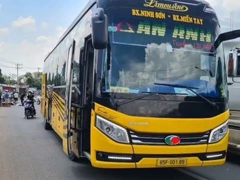 Đồng Nai: Xe khách gường nằm va chạm với xe máy làm một người tử vong