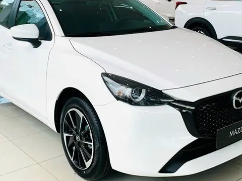 Mazda2 2024 đã về đại lý với 3 bản sedan, giá cao nhất 519 triệu, thêm cấu hình thể thao cạnh tranh Accent, Vios