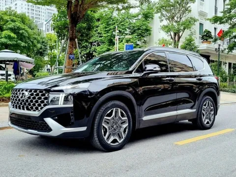 Giá Tucson và Santa Fe tạo đáy mới: Giảm cao nhất 191 triệu, tạo áp lực lớn cho CX-5 và CR-V