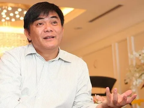 Ông Đường "bia" trước khi vào DA cao tốc tỷ USD: Hô bán khách sạn dát vàng rồi hủy, khoe làm vỉa hè và đường vĩnh cửu