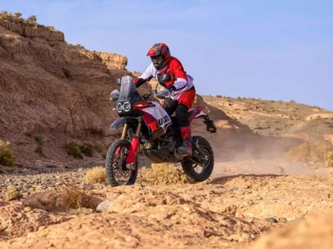 Ducati trình làng mẫu xe địa hình Desert-X Rally 2024