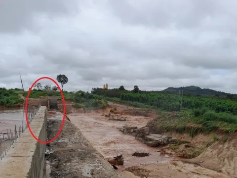 Sự cố vỡ đê thủy điện Ia Glae 2 ở Gia Lai