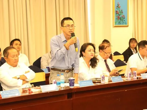 Kiều bào góp ý triển khai Nghị quyết 98