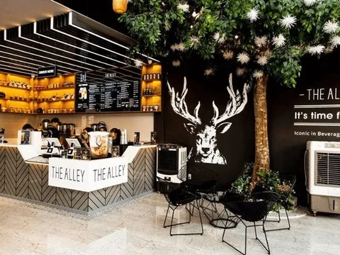 Sau 6 năm Diệp Lâm Anh mời sao Hàn hạng A sang Việt Nam khai trương, The Alley kinh doanh ra sao khi trào lưu trân châu đường đen đã hết "hot"?