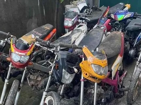 Người trúng đấu giá 32 xe máy cũ với giá 6,8 tỷ đồng bỏ cọc