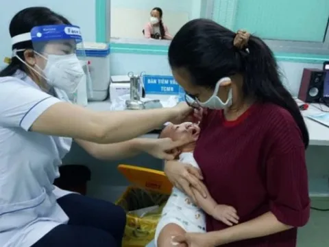 Vắc-xin tiêm chủng mở rộng tại TP HCM đang cạn dần