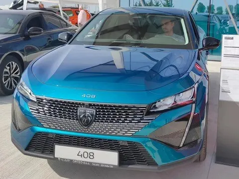 Loạt xe mới ra mắt Việt Nam tháng 10: CR-V, Innova là tâm điểm, McLaren Elva giá 143 tỷ của Minh Nhựa đã về