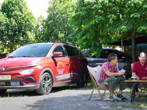Giáo viên dạy lái xe lâu năm bóc tách chi phí sử dụng xe điện