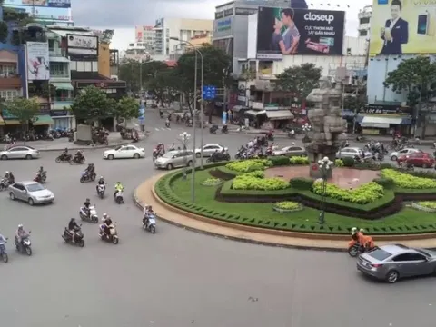 Khởi động kế hoạch xây cầu vượt ở vòng xoay Công trường Dân Chủ