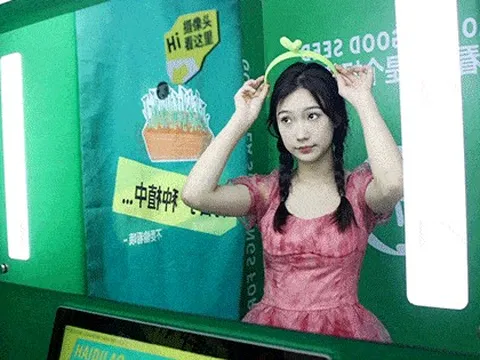 Sang chảnh ở Việt Nam, vì sao thương hiệu tỷ đô này đang dần "ra vỉa hè" tại Trung Quốc?