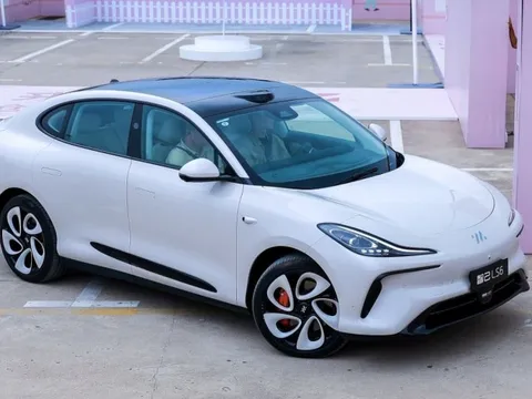 Mẫu SUV điện từ tập đoàn Alibaba chính thức trình làng: ngang cỡ VinFast VF 8, sạc 15 phút đi được 500 km