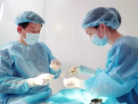 Hiểm họa khôn lường từ việc nâng mũi bằng chỉ sinh học