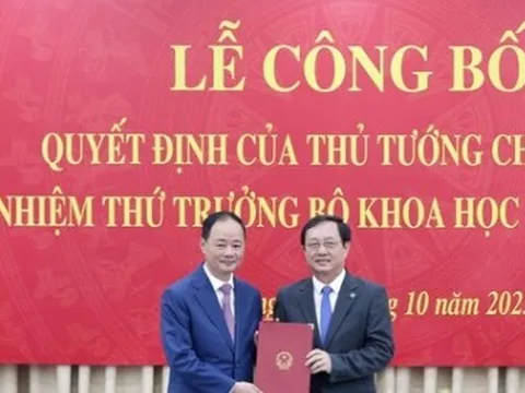 Trao quyết định bổ nhiệm tân Thứ trưởng Bộ Khoa học và Công nghệ