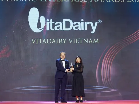VitaDairy Việt Nam nhận cú đúp giải thưởng tại APEA 2023