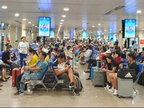 Nguyên nhân chính nào dẫn đến các chuyến bay "delay"?