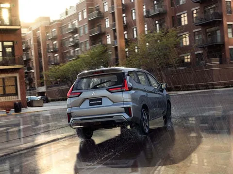 Thống trị phân khúc MPV cỡ nhỏ, chiếc xe bán chạy nhất tại Việt Nam có gì hay?