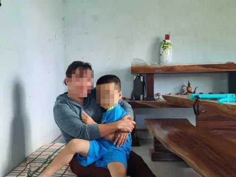 Vụ bé trai khoảng 4 tuổi bị thả giữa đường: Thông tin bất ngờ