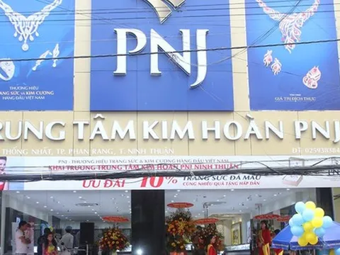Ngành bán lẻ gặp khó, PNJ ghi nhận lợi nhuận quý 3/2023 đi ngang so với cùng kỳ, phát hiện yếu tố bất thường trong BCTC vừa công bố