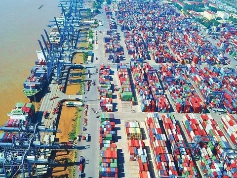 Sức mua tăng mạnh trước đà phục hồi kinh tế - Hội chợ thương mại sôi động