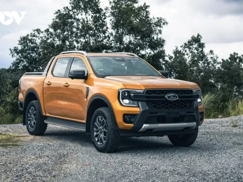 Top xe bán tải bán chạy nhất tháng 9: Ford Ranger lất át các đối thủ
