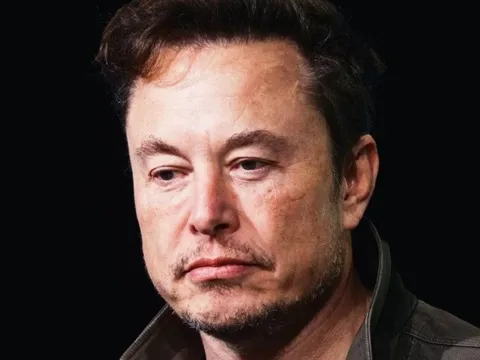 5 năm sau ngày Tesla trên bờ vực phá sản, Elon Musk 1 lần nữa đối mặt ‘địa ngục sản xuất’, vỡ trận với 1,8 triệu đơn đặt trước Cybertruck
