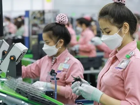 Hơn 30 mặt hàng xuất khẩu vượt kim ngạch trên 1 tỷ USD