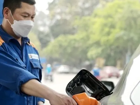 Giá xăng ngày mai có thể đảo chiều tăng 250 - 600 đồng/lít