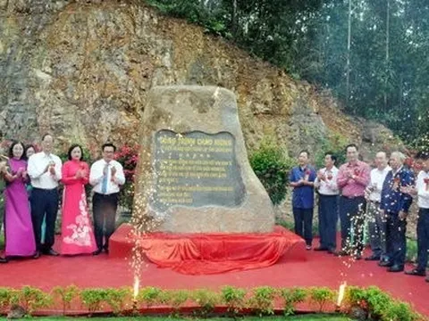 Quảng Ninh: Gắn biển 4 công trình hơn 650 tỷ chào mừng thành lập tỉnh