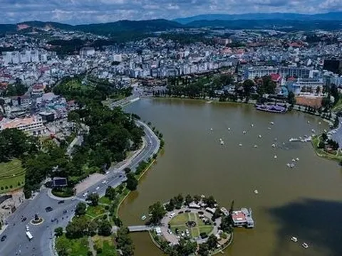 Lâm Đồng: Phát hiện thi thể người đàn ông trên hồ Xuân Hương