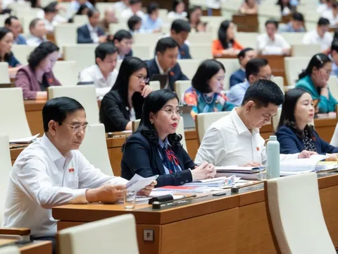 Hôm nay, Quốc hội thực hiện quy trình lấy phiếu tín nhiệm 44 người