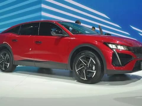 Chênh cao nhất 250 triệu, đây là những khác biệt cơ bản giữa 3 bản Peugeot 408 vừa ra mắt