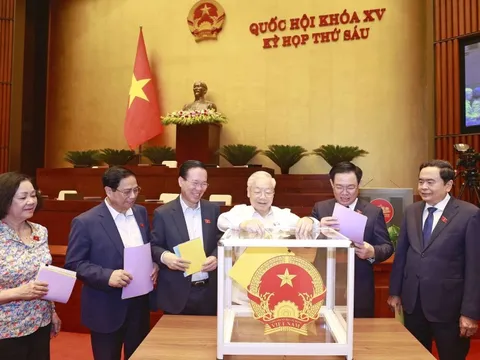 Công bố kết quả lấy phiếu tín nhiệm với 44 người do QH bầu, phê chuẩn