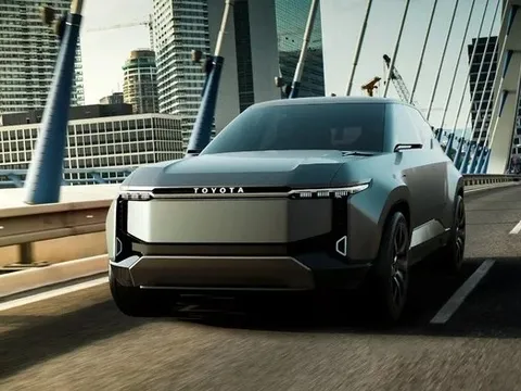 Thiết kế khác lạ của Toyota Land Cruiser bản chạy điện